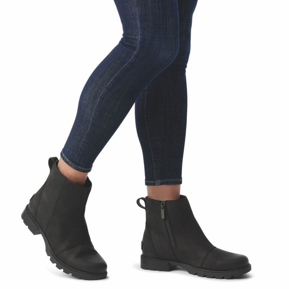 BRAND NEW women sorel emelie III zip waterproof leather boots size US 6.5 & 10 - Picture 1 of 6